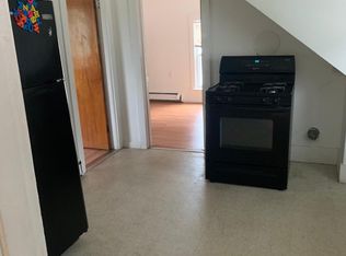 1988 Mendon Rd #2, Woonsocket, RI 02895