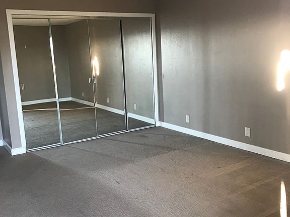 5th image of 460 S Marion Pkwy APT 2005