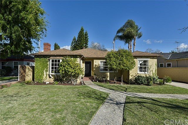 Custom built in 1948 by renowned builder/architect Emmet Rogers.