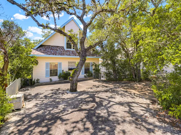 932 PEBBLE BEACH RD, Lakehills, TX 78063