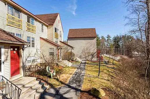 2 bed, 1.5 bath, 1280 sqft, $2,300 — Photo 3