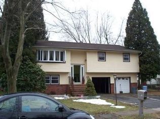 30 Copperfield Rd, Scotch Plains, NJ 07076