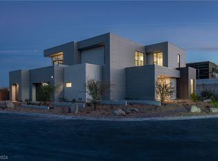 8 Hawkeye Ln, Summerlin, NV 89135