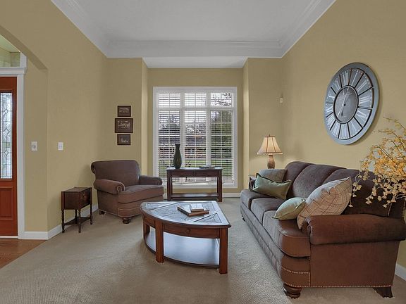 5th image of 1202 S Oxfordshire Ln