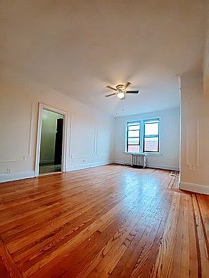 5th image of 21-06 33rd St #D22