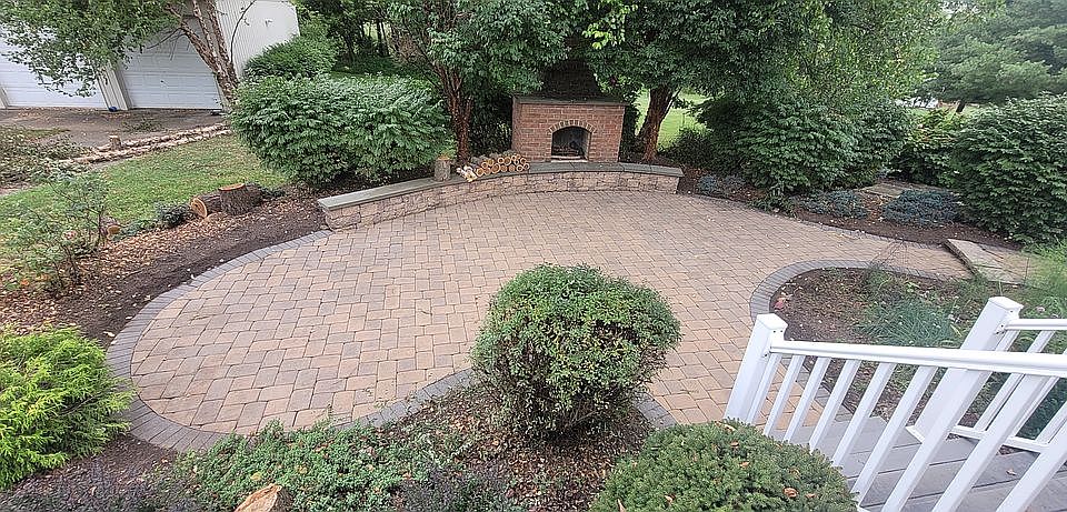 2nd image of 213 Myers Ln