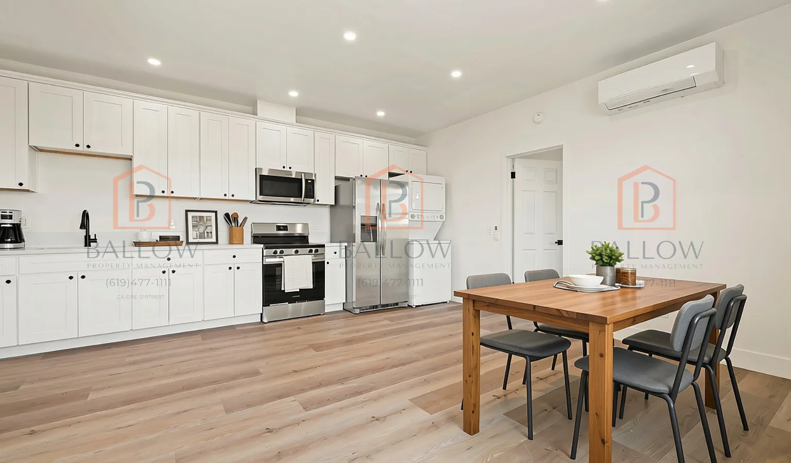 2 bed, 718 sqft, $2,850 — Photo 1