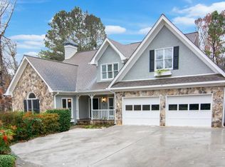 2510 Whisper Wind Ct, Roswell, GA 30076