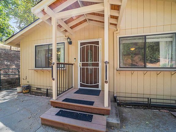 4th image of 20558 Ponderosa Way