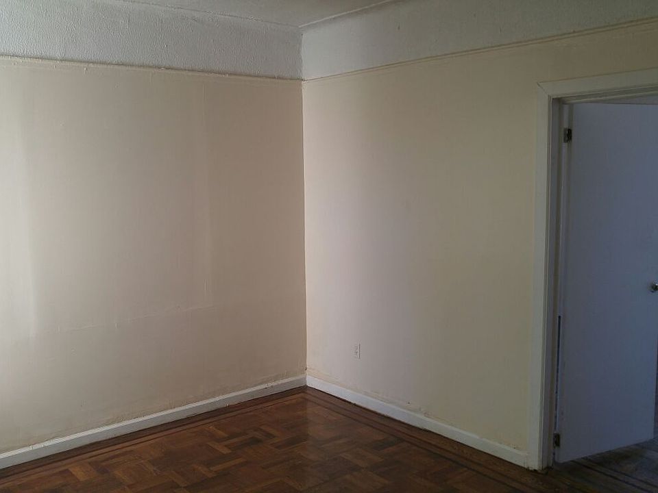 2nd image of 515 Saratoga Ave APT A1