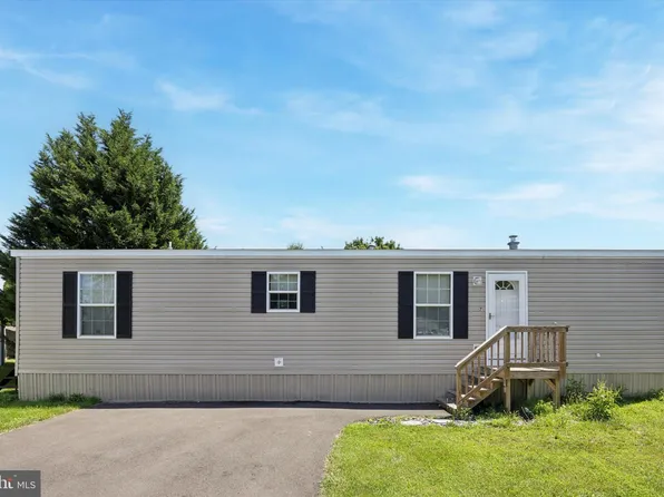 1446 Gibson Rd Trailer D7, Bensalem, PA 19020