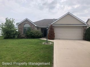 1412 Brenton Glens Dr, Fort Wayne, IN 46818