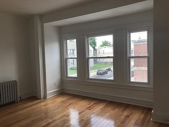 3rd image of 6650 Musgrave St Floor 2