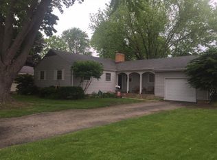 136 Park Ave, Cary, IL 60013