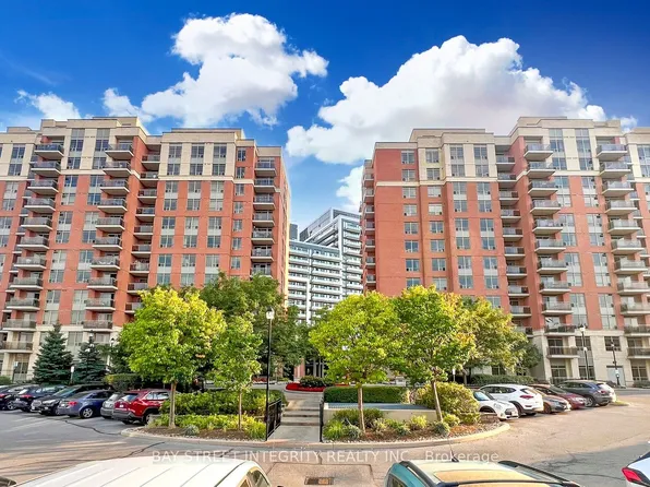 75 King William Cres #Penthouse 01, Richmond Hill, ON L4B 0C1