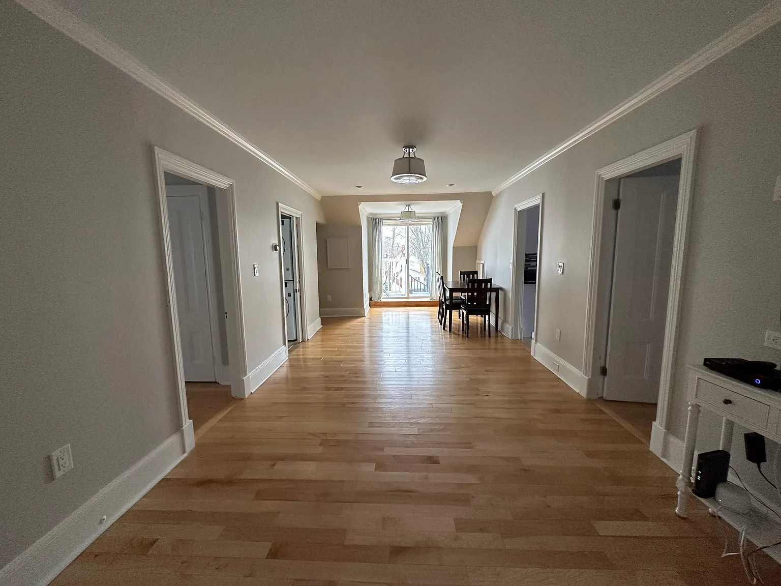 2 bed, 937 sqft, $3,000 — Photo 1