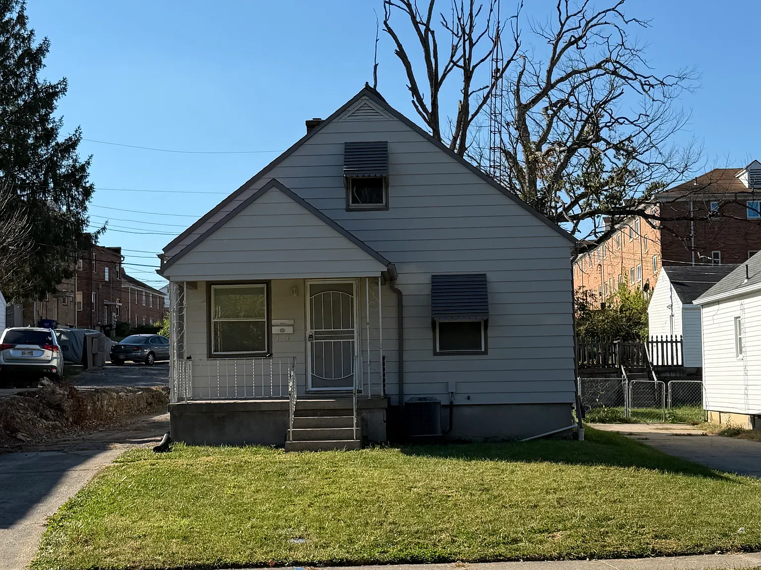 3 bed, 1075 sqft, $1,050 — Photo 1