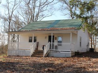 212 Aubrey Kidd Rd, Greensburg, KY 42743