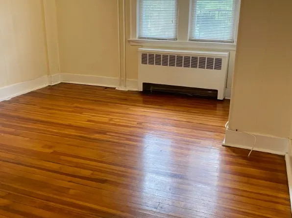 (undisclosed Address), Tuckahoe, NY 10707