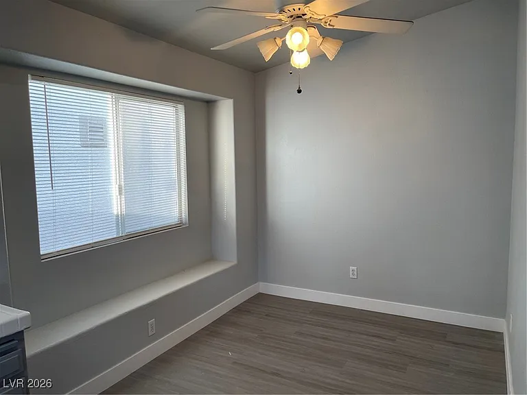 1425 Dragon Rock Dr — Photo 9