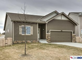 17601 Fowler St, Omaha, NE 68116