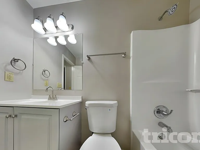 8341 Country Club Blvd — Photo 15