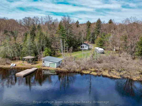 26 W Mallard Rd, Seguin, ON P2A 2W8