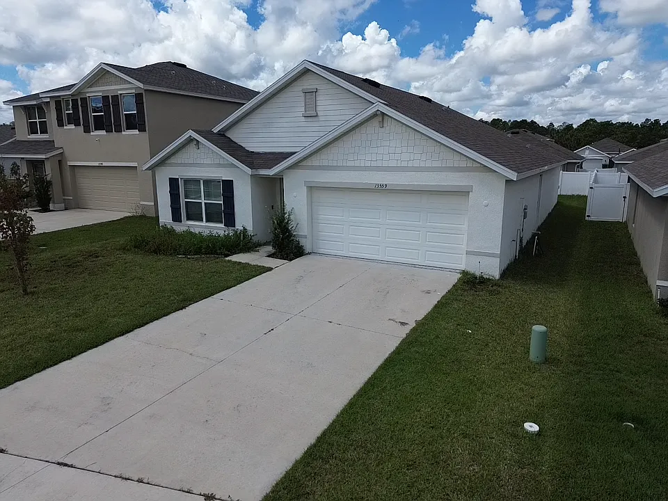 13559 Southern Magnolia Drive Dade City, FL — Photo 3