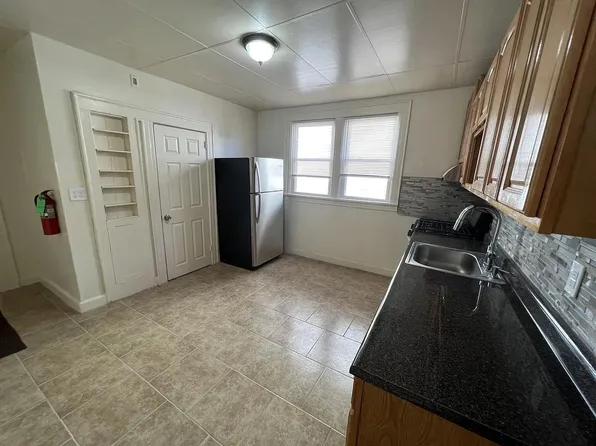 371 E 26th St APT 2, Paterson, NJ 07514