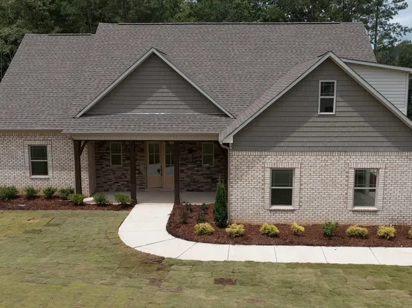 1117 Grey Oaks Ct, Pelham, AL 35124