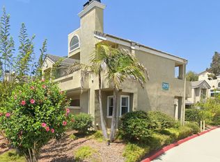 2918 Luciernaga St #202, Carlsbad, CA 92009