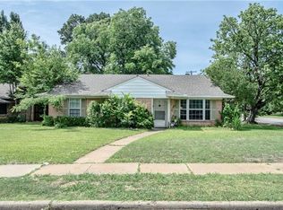 202 Linda Ln, Irving, TX 75062
