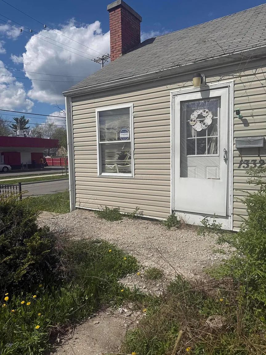 3441 Eisenhower Rd photo 1