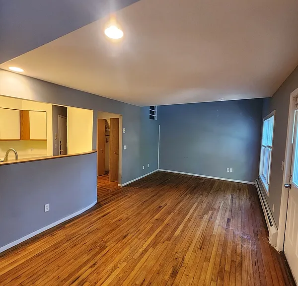 127 Union St #3 — Photo 1
