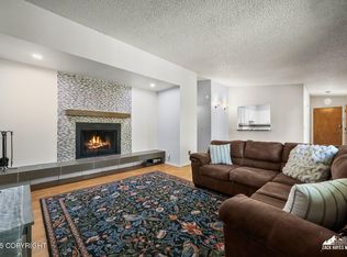 4838 Bryn Mawr Ct APT 4, Anchorage, AK 99508