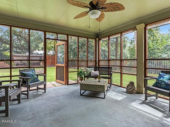 5th image of 106 Myrtle Oak Ave