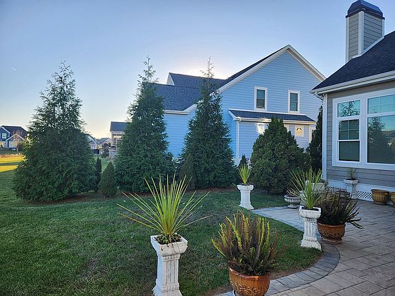3rd image of 33383 Marina Bay Cir