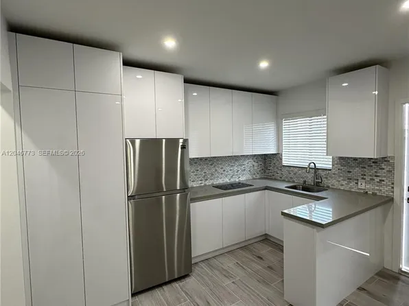 551 SW 57th Ave #2, Miami, FL 33144