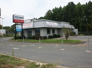 5000 E Independence Blvd, Charlotte, NC 28212