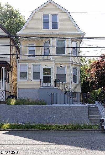 1st image of 64 Vermont Ave