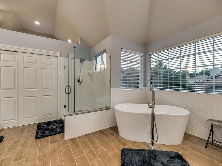 600 Post Oak Dr — Photo 37