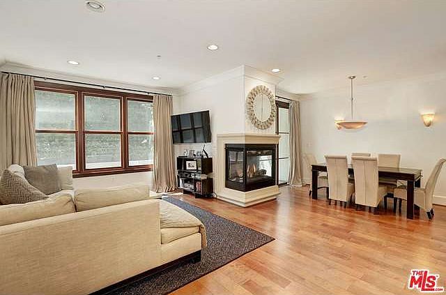 1st image of 357 N Hayworth Ave APT 103
