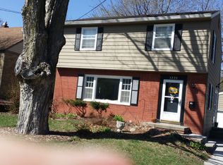 3220 44th St, Des Moines, IA 50310