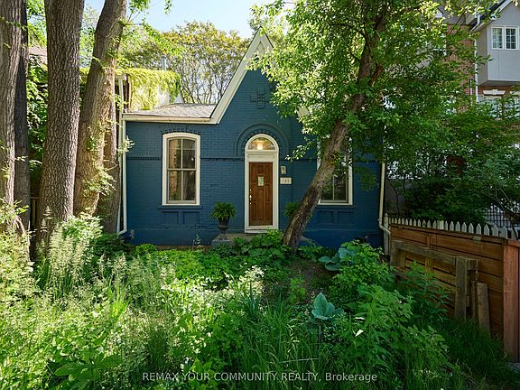 2nd image of 251 Berkeley St