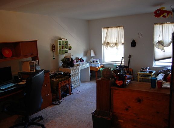 5th image of 303 Gregory M Sears Dr