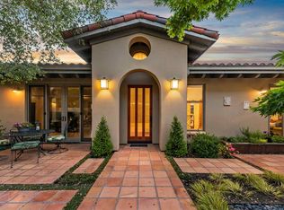 10 Gardiner Ct, Orinda, CA