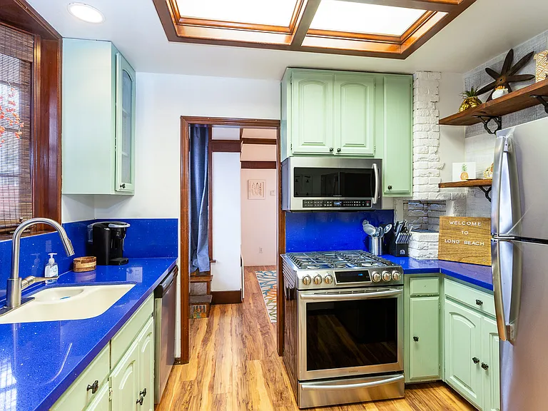 708 E Alta Way — Photo 11
