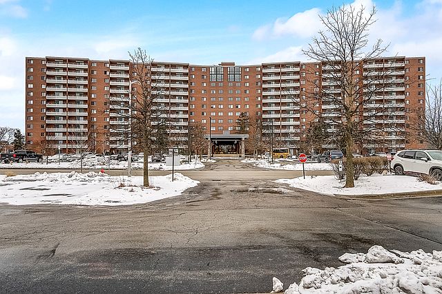 1st image of 21 Kristin Dr Unit 922