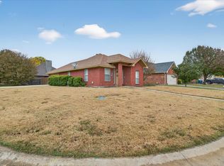 2029 Laney Dr, Sanger, TX 76266