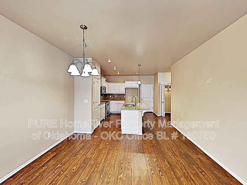 3 bed, 2.0 bath, 1271 sqft, $1,500 — Photo 3